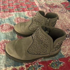 Oshkosh Little Kids Boots Size 8